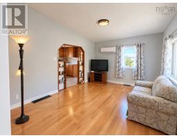 Mud room - 19 Davidson Road, Porters Lake, NS B3E1E7 Photo 8