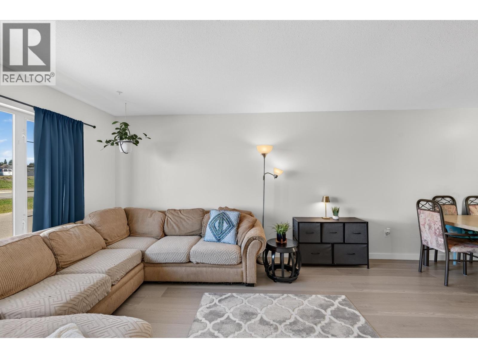 8516 86 STREET - 15