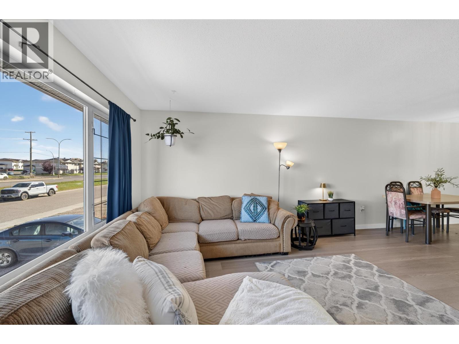 8516 86 STREET - 12