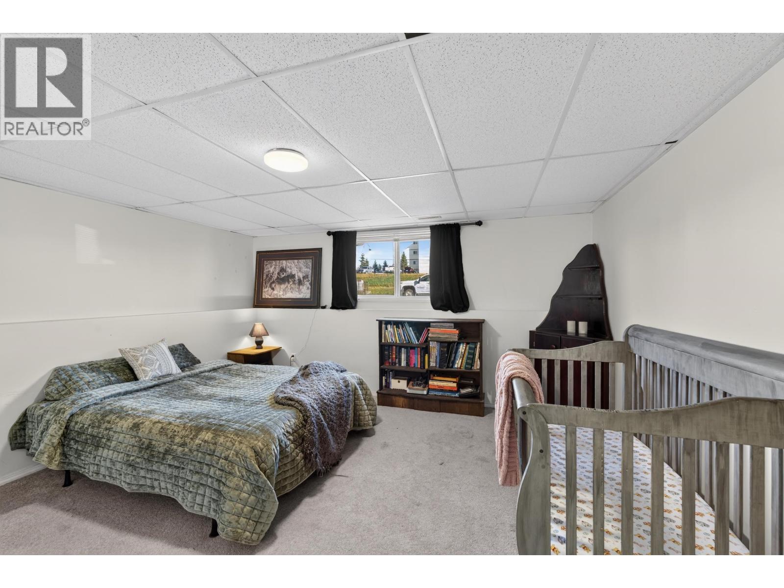 8516 86 STREET - 32