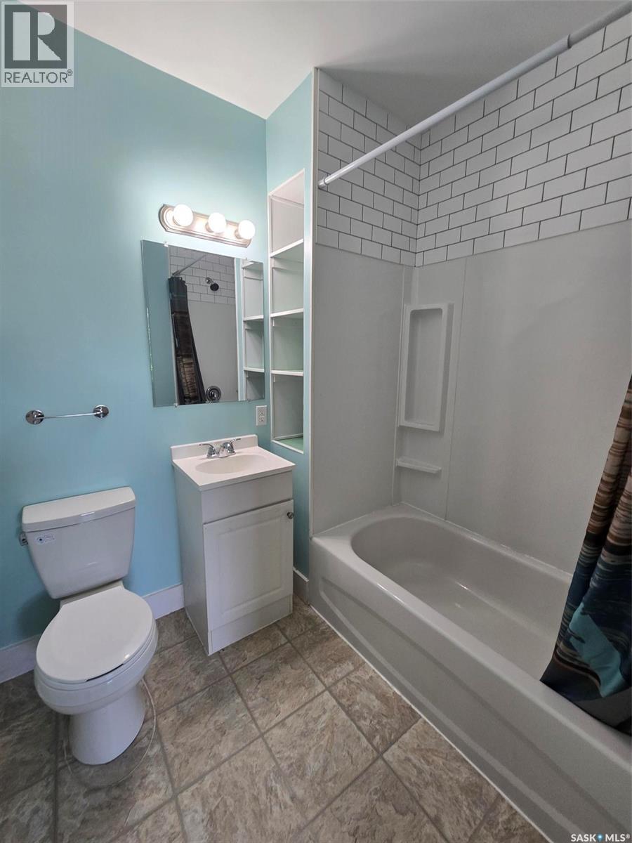 328 6TH AVENUE - 16