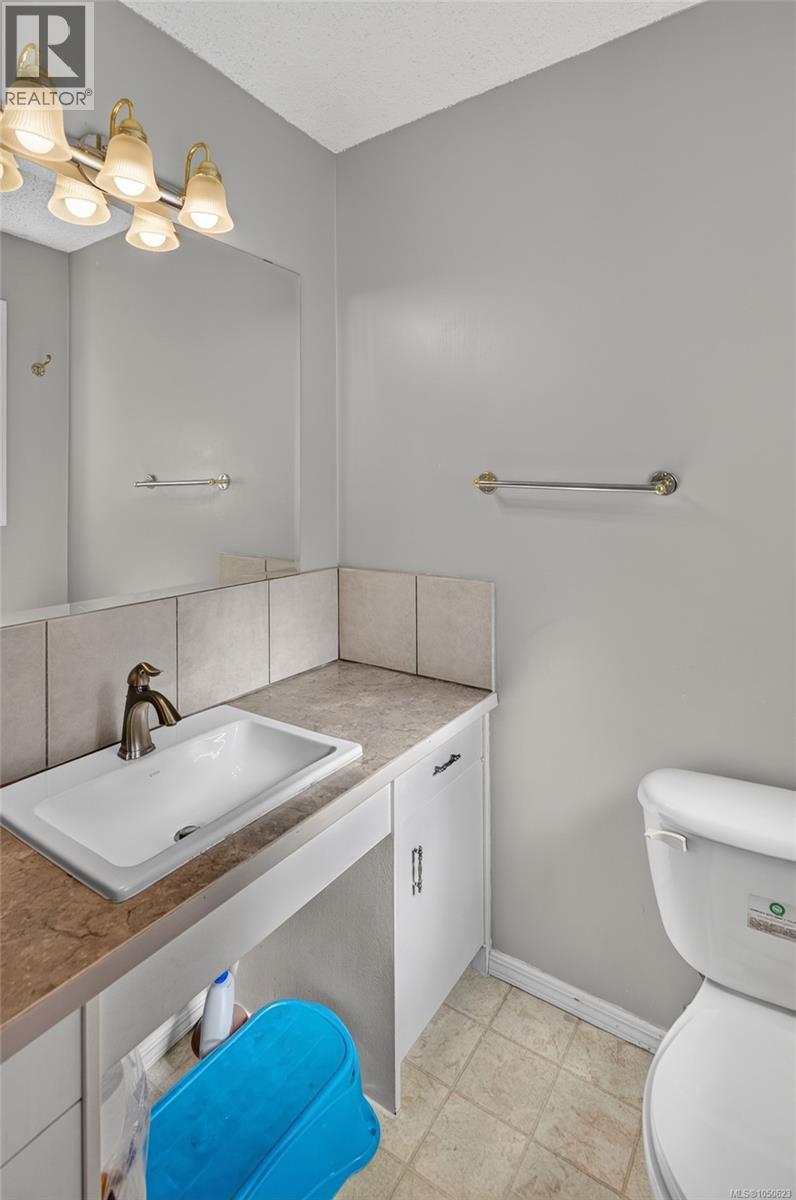 3121 11th Ave - Image 21