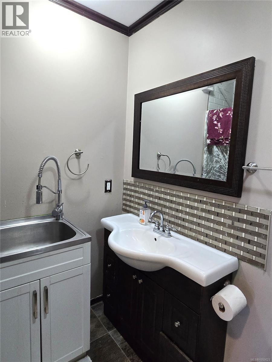 3121 11th Ave - Image 26