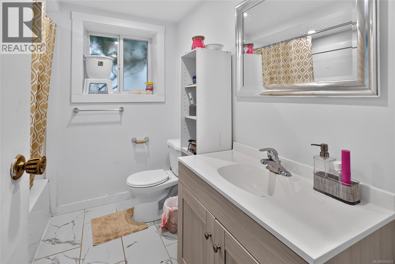 3121 11th Ave - Image 31