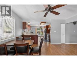 Kitchen - 3121 11th Ave, Port Alberni, BC V9Y4Y4 Photo 14