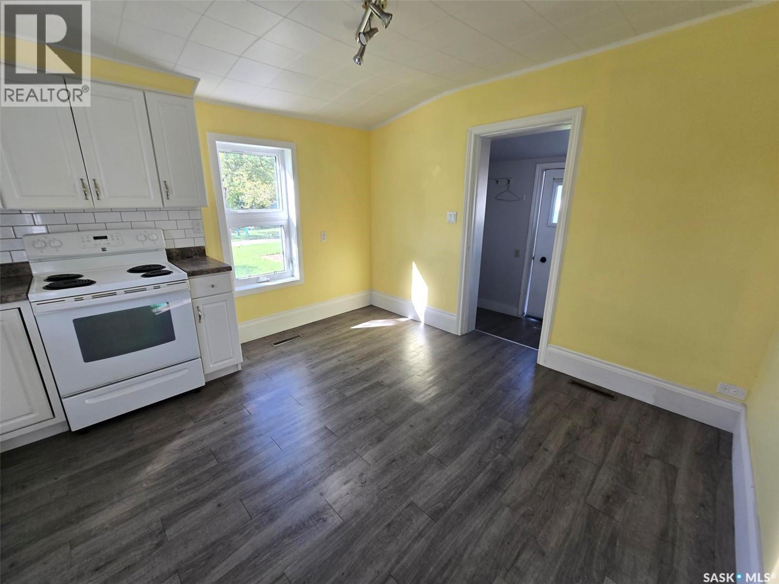 328 6TH AVENUE - 8