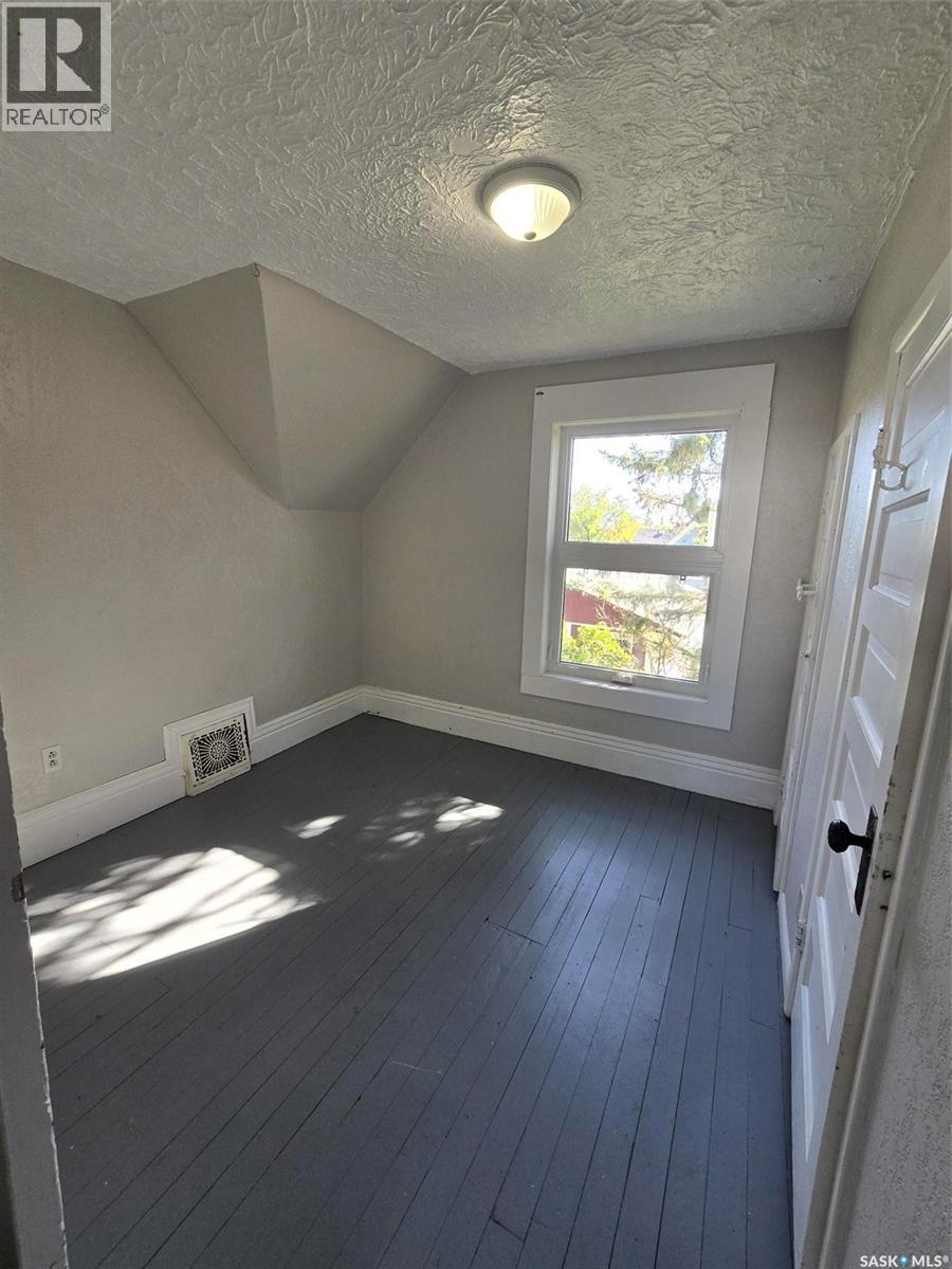 328 6TH AVENUE - 30