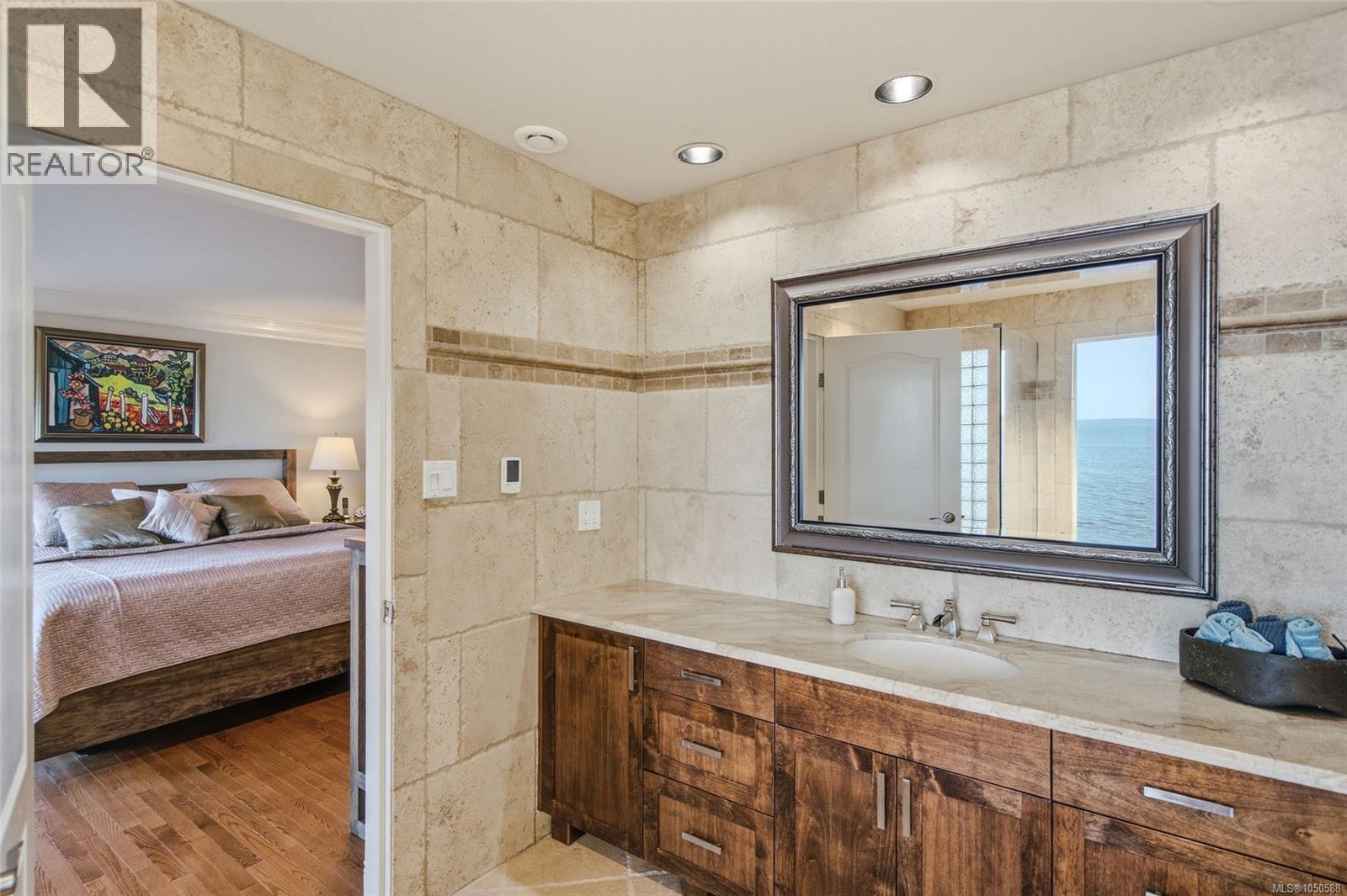 1845 Craig Dr - Image 33