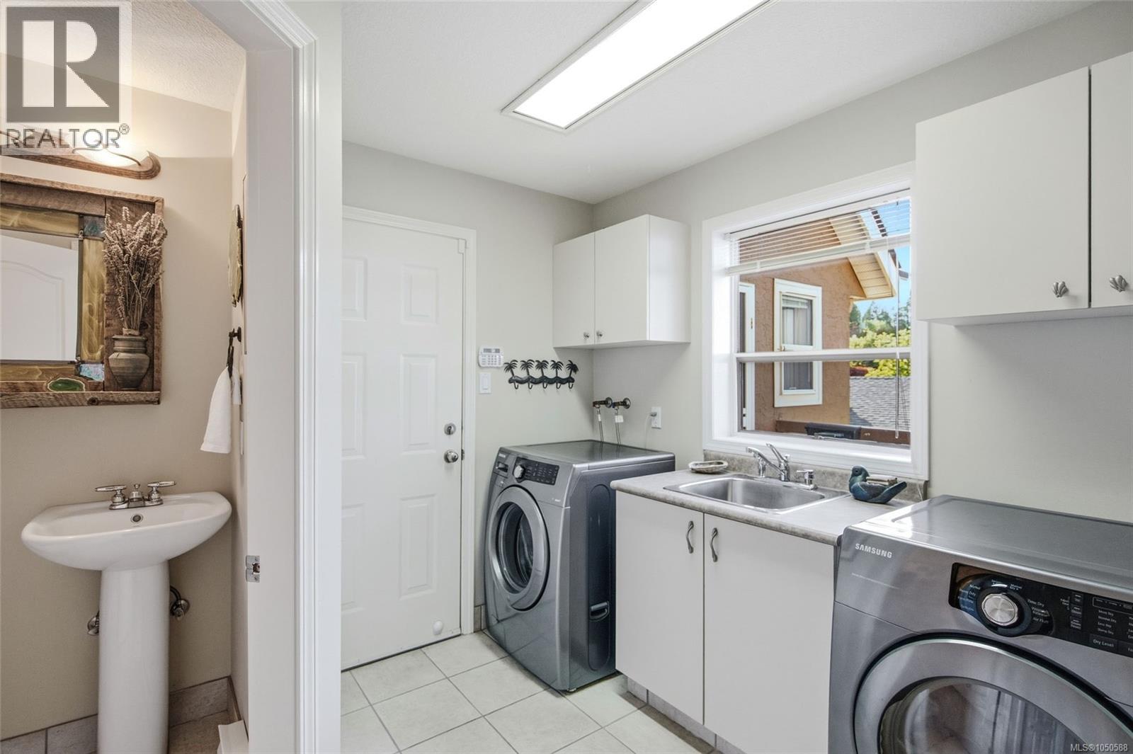 1845 Craig Dr - Image 38