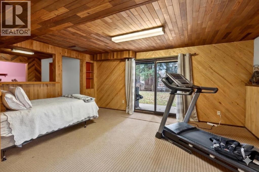 3025 Camozzi Road - 31