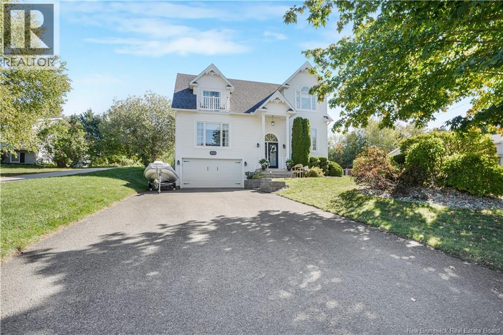 152 Wiggins Drive, Fredericton, New Brunswick, E3A5N7, Fredericton, New Brunswick — photo 3 of 5