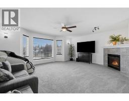 Family room - 218 Bridlewood Place Sw, Calgary, AB T2Y3P9 Photo 13