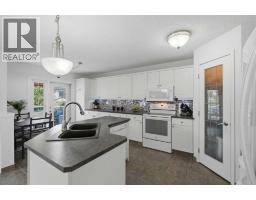 Breakfast - 218 Bridlewood Place Sw, Calgary, AB T2Y3P9 Photo 9