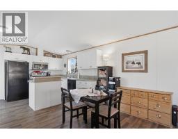Kitchen - 220 G&m Road Unit# B23, Kamloops, BC V2H1A4 Photo 8