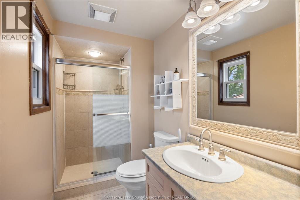 1316 CARRIAGE LANE - 16