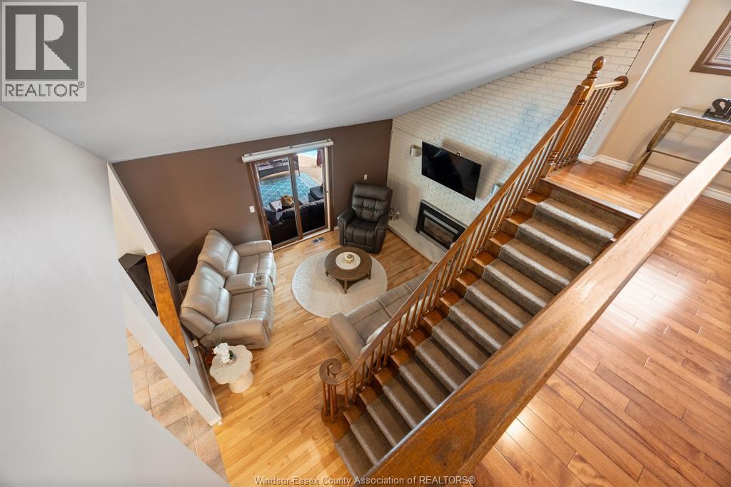 1316 CARRIAGE LANE - Image 17