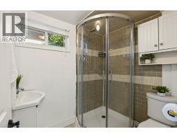 15 Carwyn Crescent, Hamilton, ON L8S3H3 Photo 35