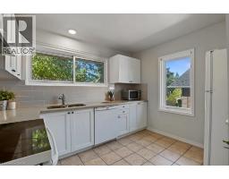 3pc Bathroom - 15 Carwyn Crescent, Hamilton, ON L8S3H3 Photo 11