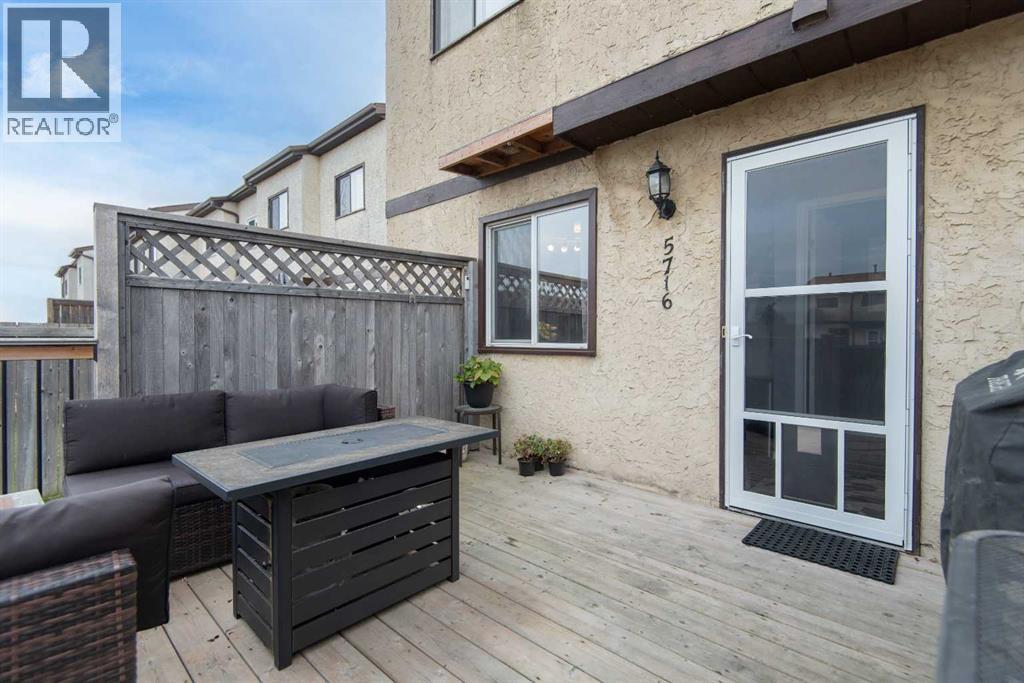 Listing photo – 5716 71 Street, Red Deer