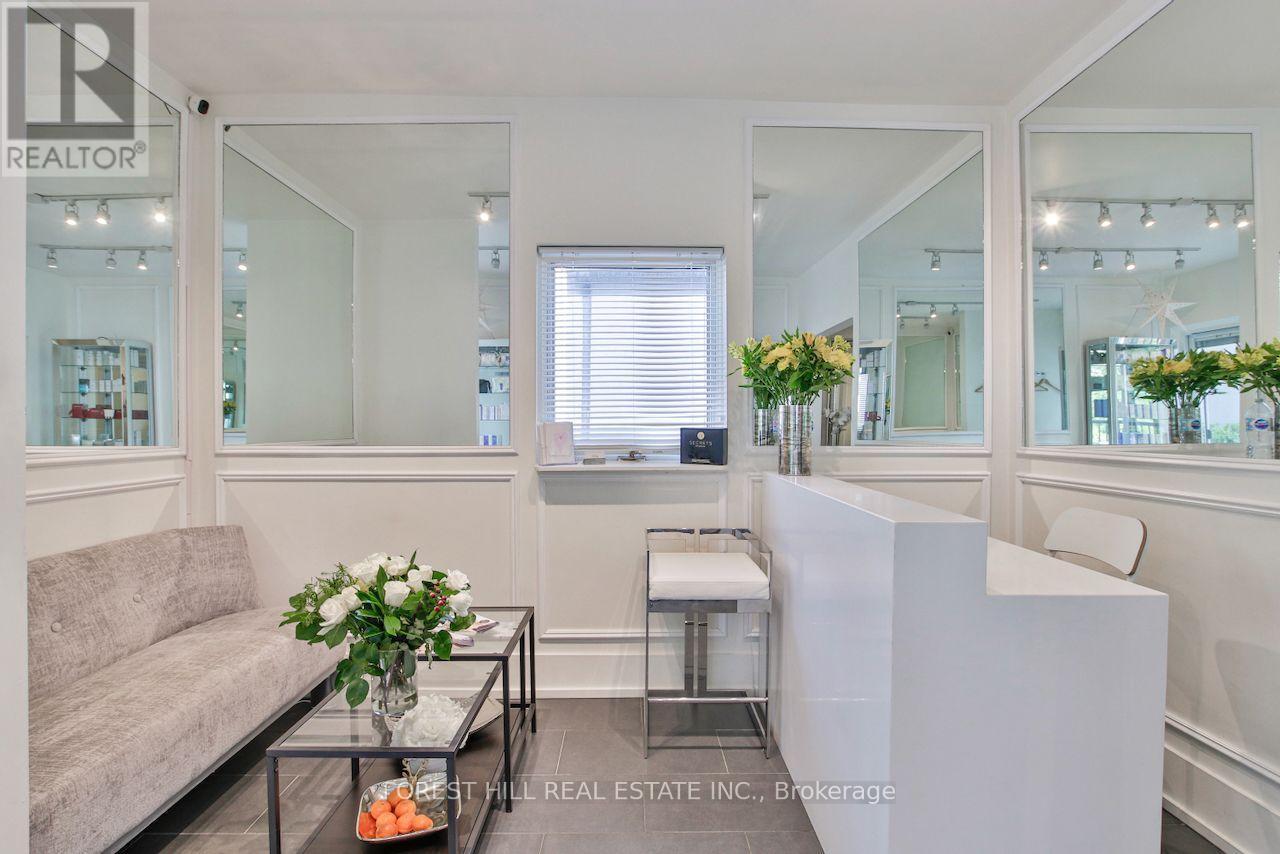 76 SCOLLARD STREET, Toronto (Annex) — photo 23