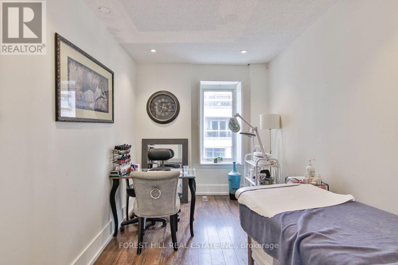 76 SCOLLARD STREET, Toronto (Annex) — photo 39