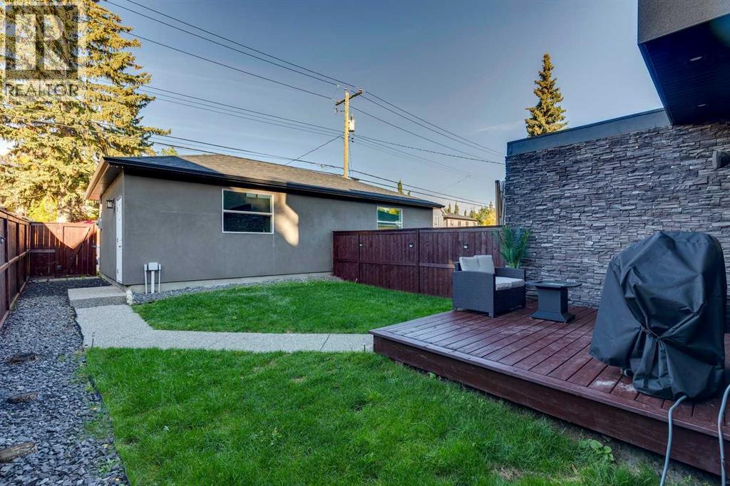 2819 26 Street SW - photo 31