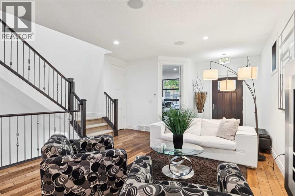 2819 26 Street SW - photo 7