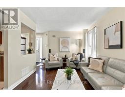 69 Scarfair Pathway, Toronto, ON M1B4G2 Photo 12