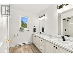 16 Hyde Park Drive, St  John S, NL A1A5G3 Photo 27