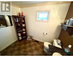 30 Gould Street, Whitewater Region, ON K0J1K0 Photo 11