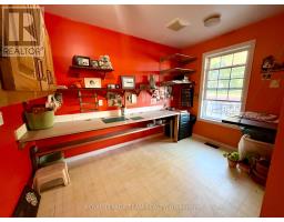 30 Gould Street, Whitewater Region, ON K0J1K0 Photo 13