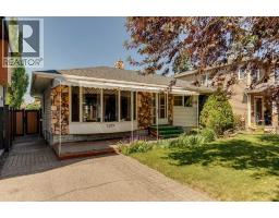 1219 Renfrew Drive NE - photo 2