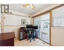 1219 Renfrew Drive NE - photo 24