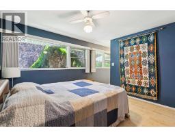 1219 Renfrew Drive NE - photo 21