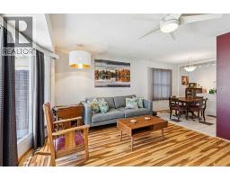 1219 Renfrew Drive NE - photo 10