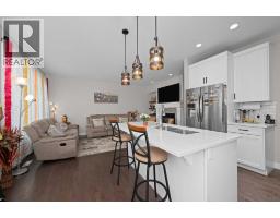 62 Redstone Mews NE - photo 4