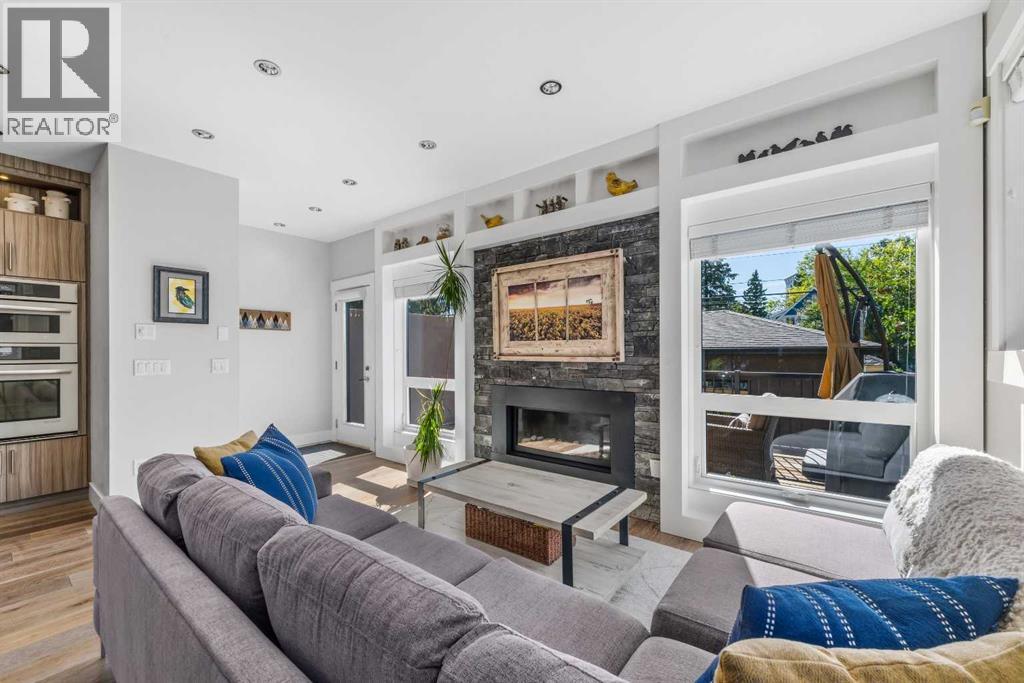 1211 19 Avenue NW - photo 20