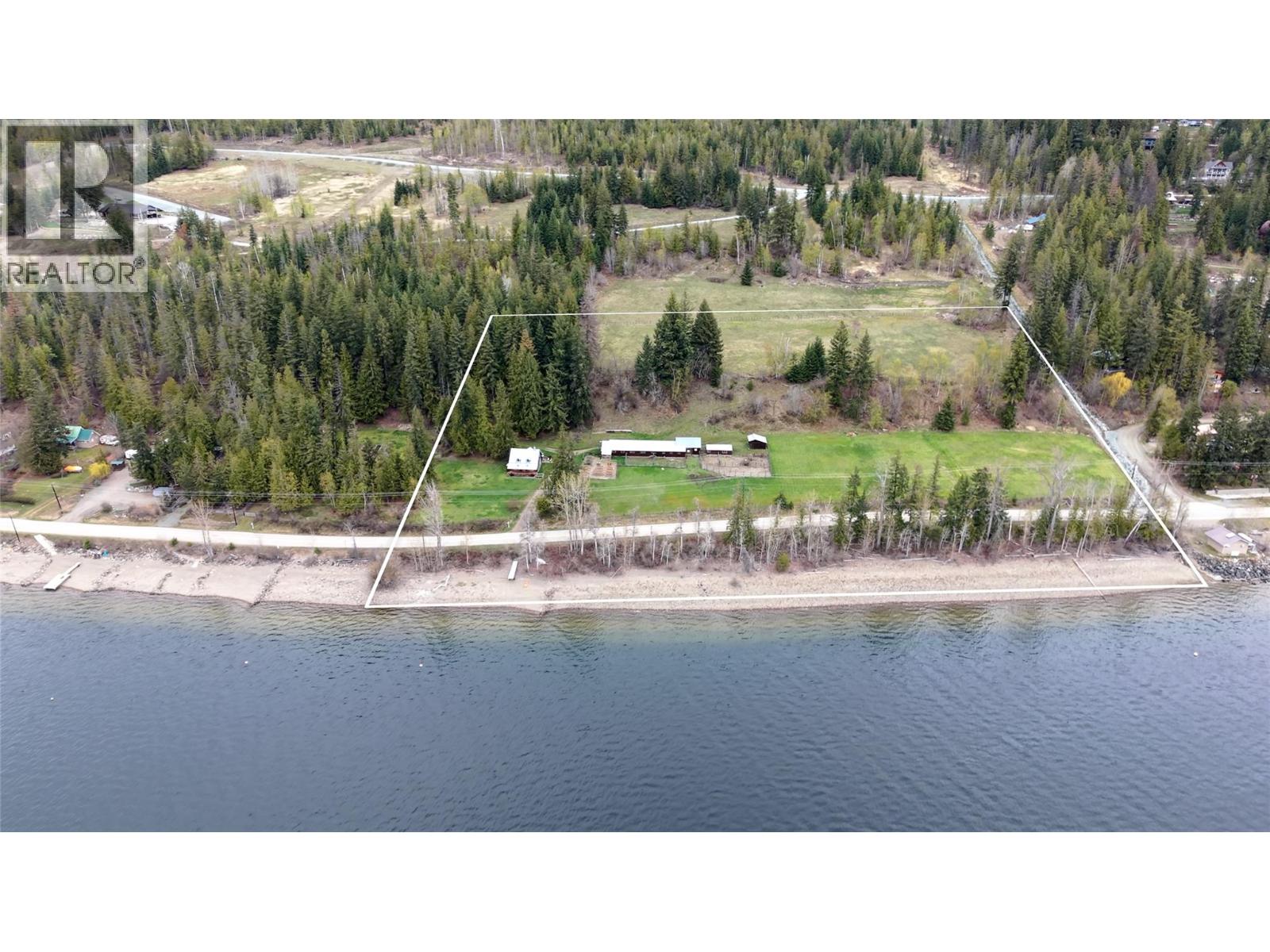7483 Squilax-Anglemont Road - Image 3