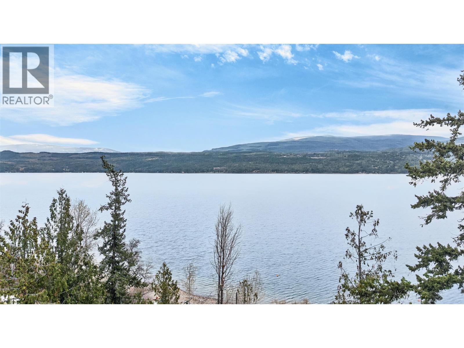 7483 Squilax-Anglemont Road - 5