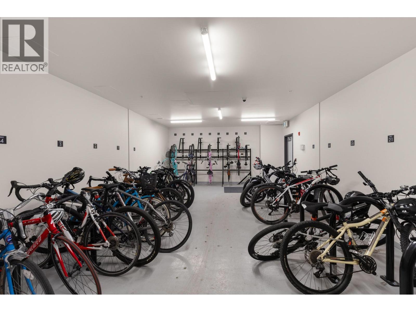 660 Cawston Avenue N Unit# 407, Kelowna