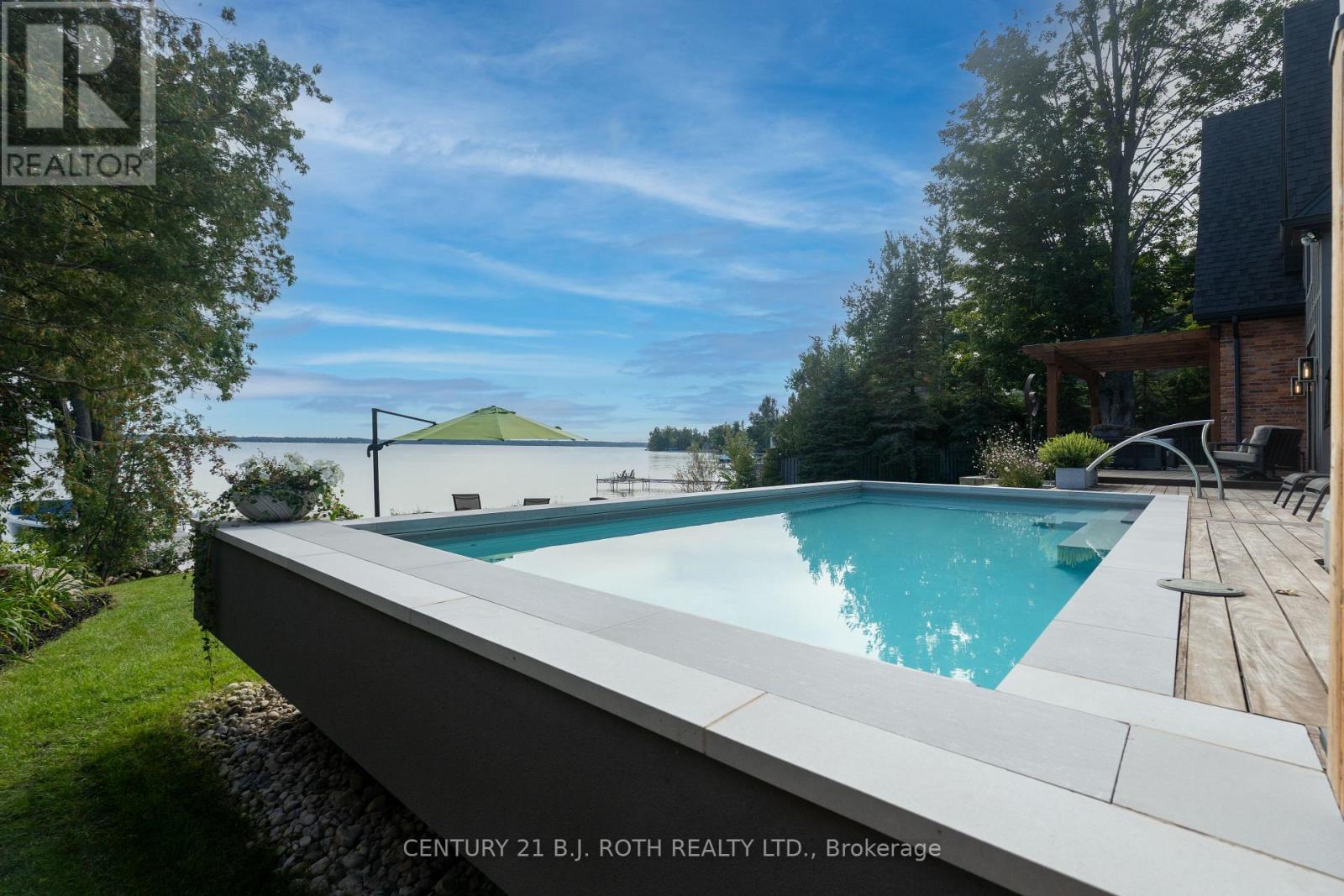 247 LAKESHORE ROAD W - Image 37