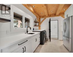 247 Lakeshore Road W, Oro Medonte, ON L0L2E0 Photo 19