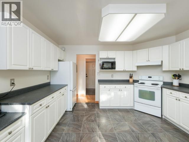 50 THOMPSON ROAD - Image 15