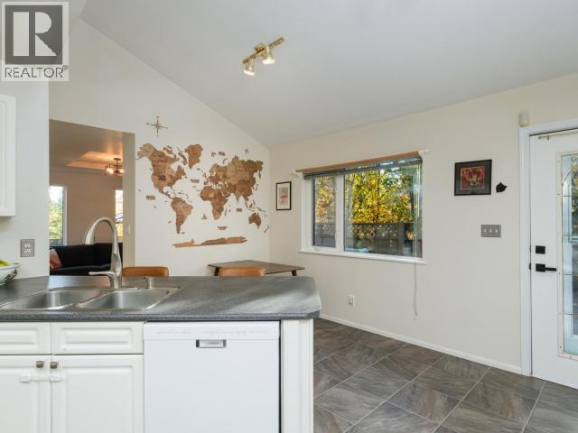 50 THOMPSON ROAD - 16