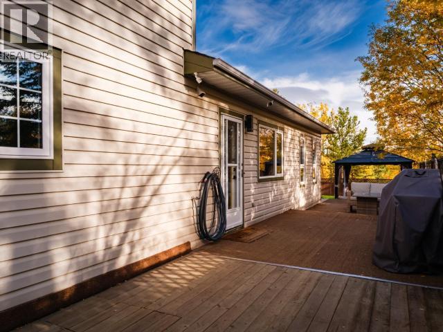 50 THOMPSON ROAD - 22