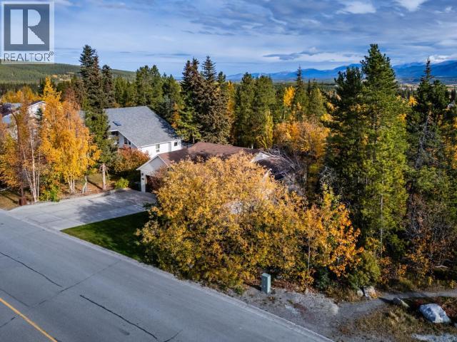 50 THOMPSON ROAD - Image 38