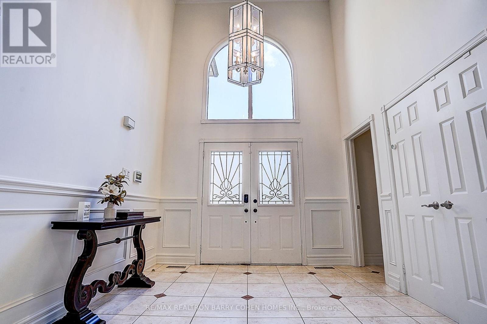 44 PRINCE EDWARD BOULEVARD - Image 4