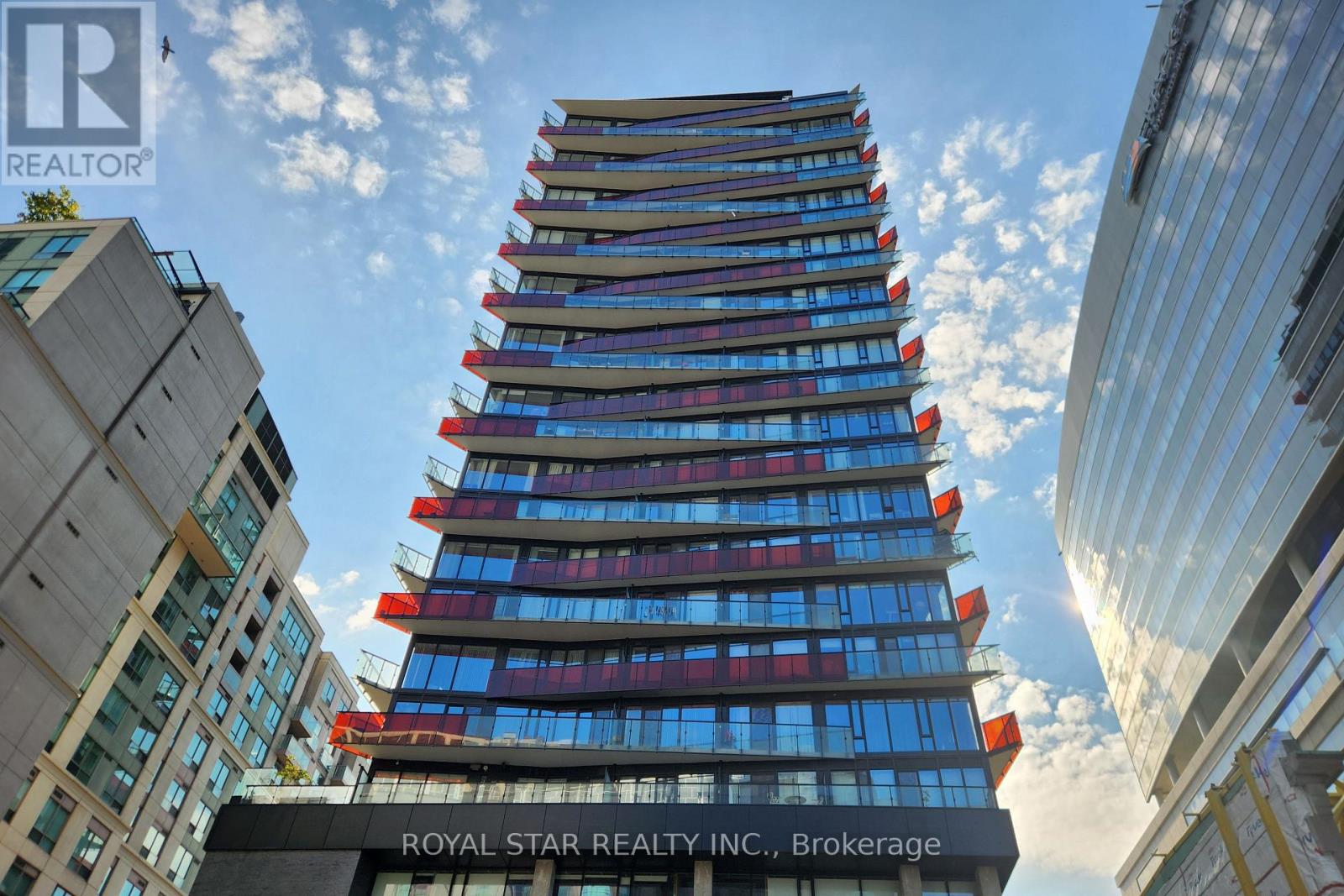 Photo of 215 Queen Street
