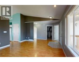 A,b, 10761 73 Avenue, Grande Prairie, AB T8W2T5 Photo 11