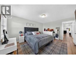 4pc Bathroom - 251 Hillcrest Circle Sw, Airdrie, AB T4B0Y6 Photo 14